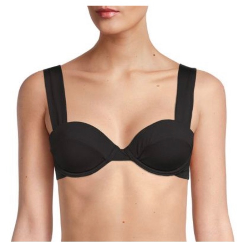 We Wore What Claudia Bikini Top size small
